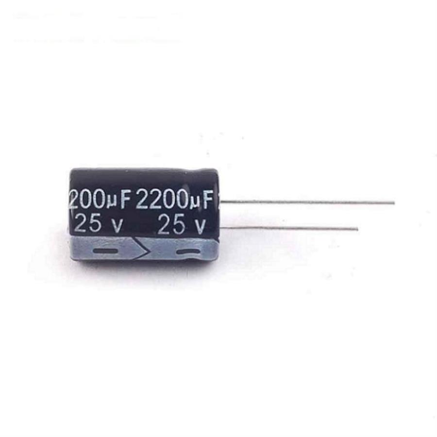 картинка Электролитический конденсатор 2200мкФ 25В 105°С в алюминиевом цилиндрическом корпусе от магазина Интерком-НН