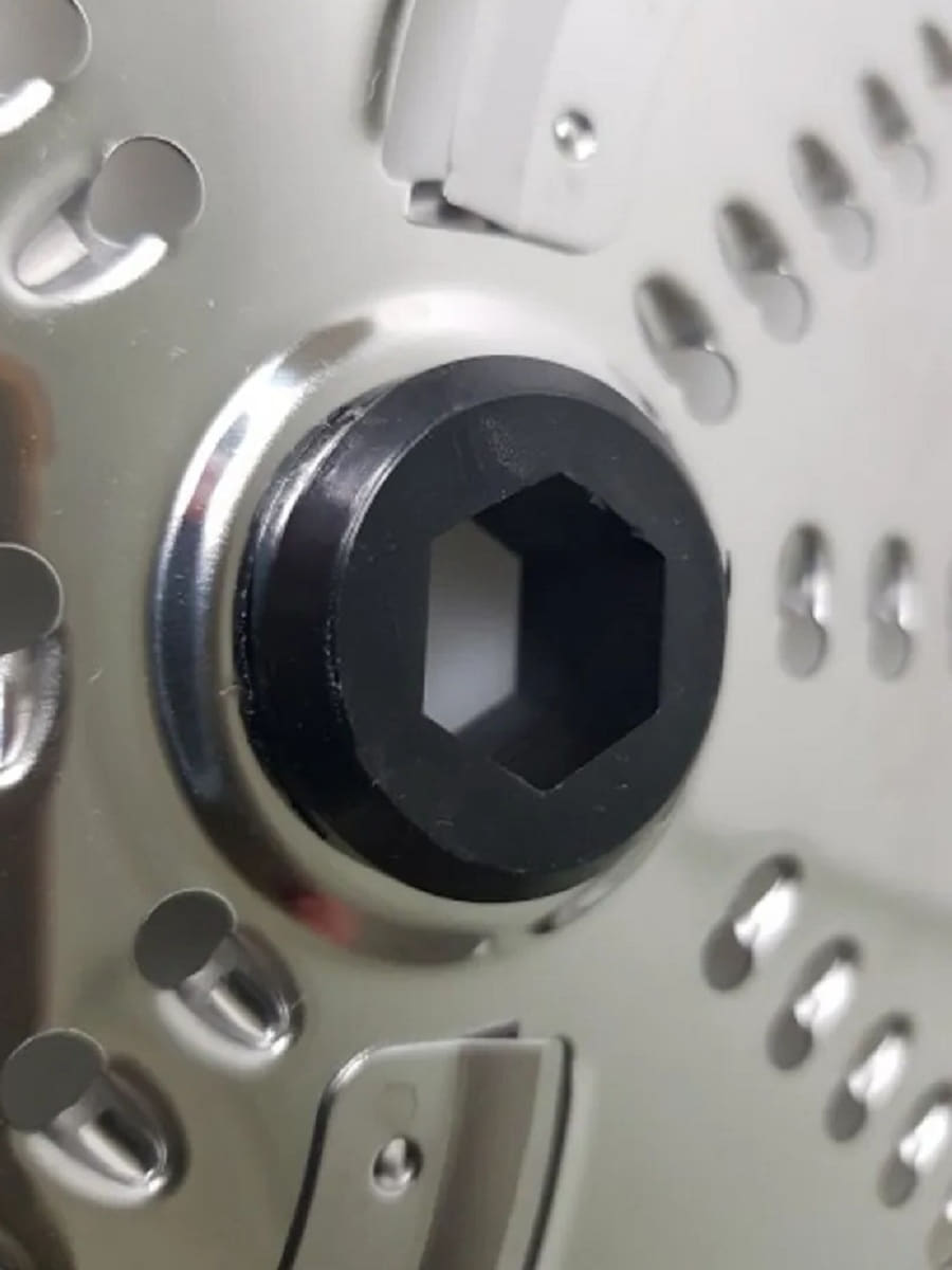 картинка Polaris PHB-1637AL-NSTB диск, насадка для терки/шинковки блендера PHB 1637AL CUBE (черный)  от магазина Интерком-НН