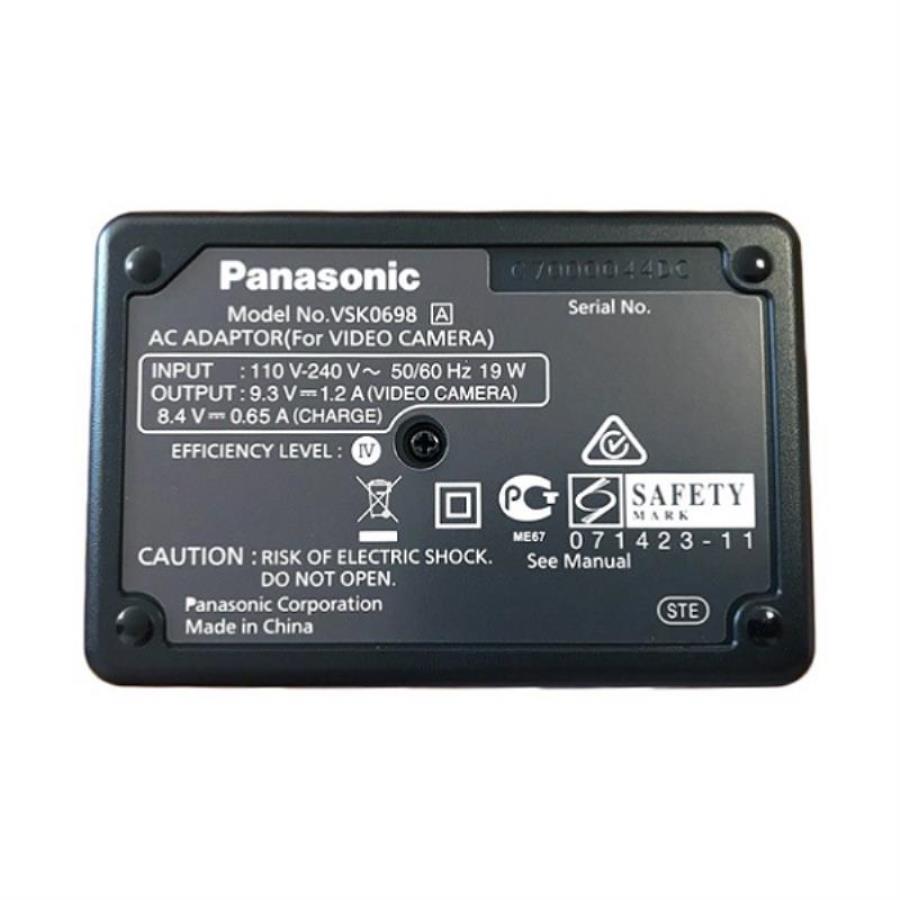 картинка Panasonic DE-A51CC/S Сетевой адаптер для видеокамеры  от магазина Интерком-НН