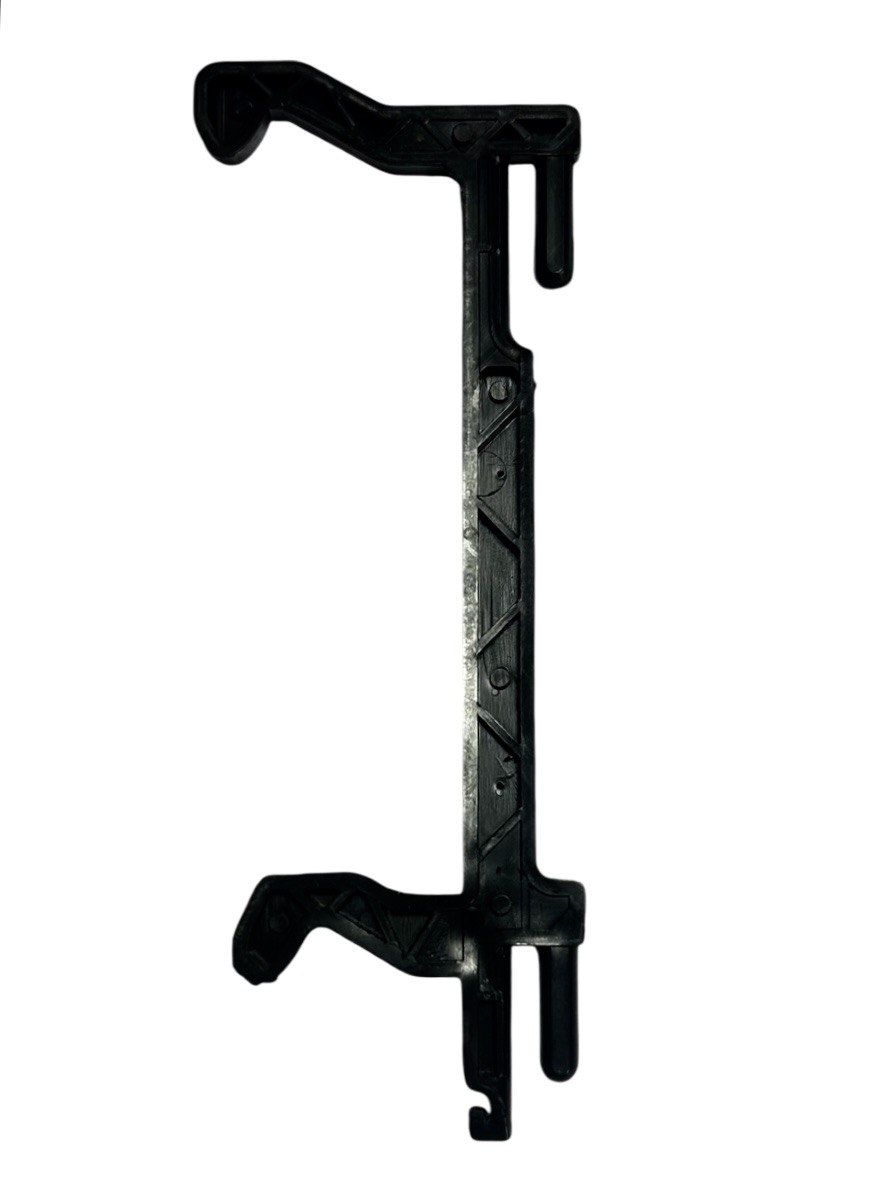 картинка Supra MO0230 Крючок (защелка) микроволновой печи Supra, Fusion, Orion, Hyundai   от магазина Интерком-НН