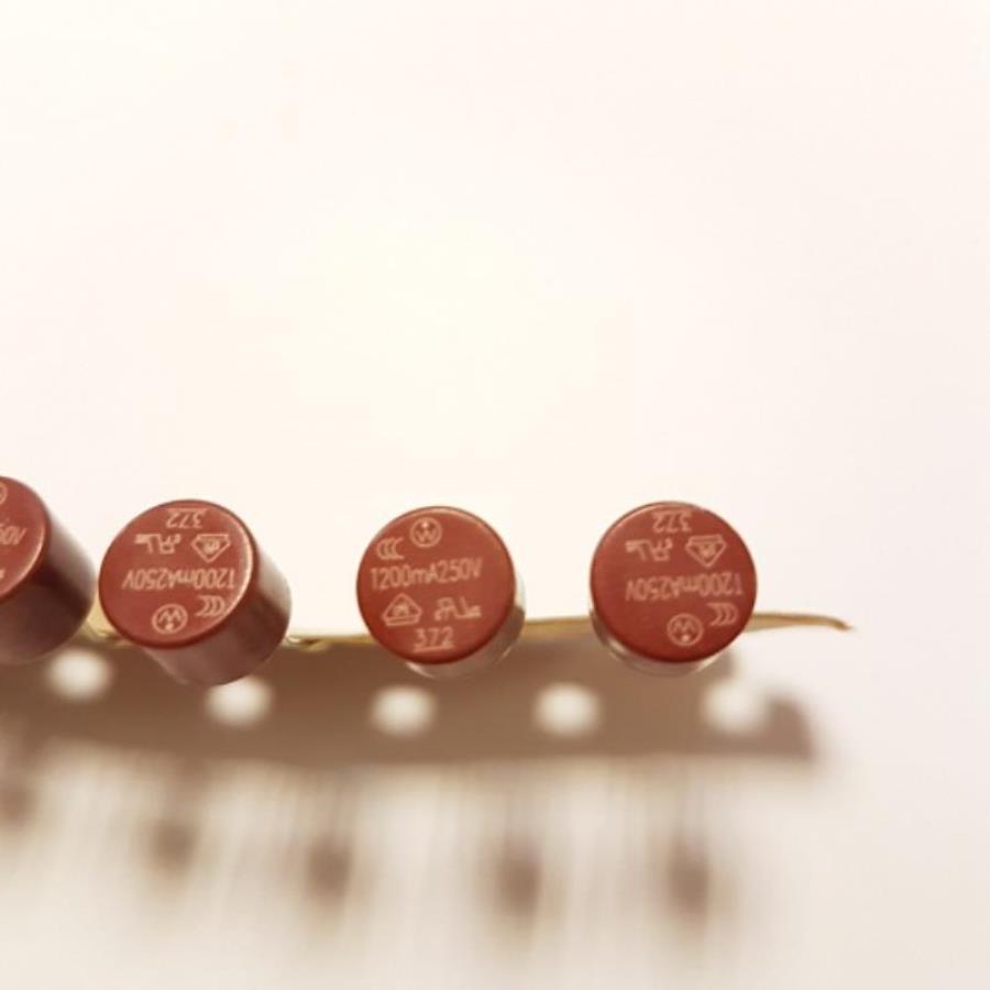 картинка Philips 994000001229 Предохранитель 200MA 250V от магазина Интерком-НН