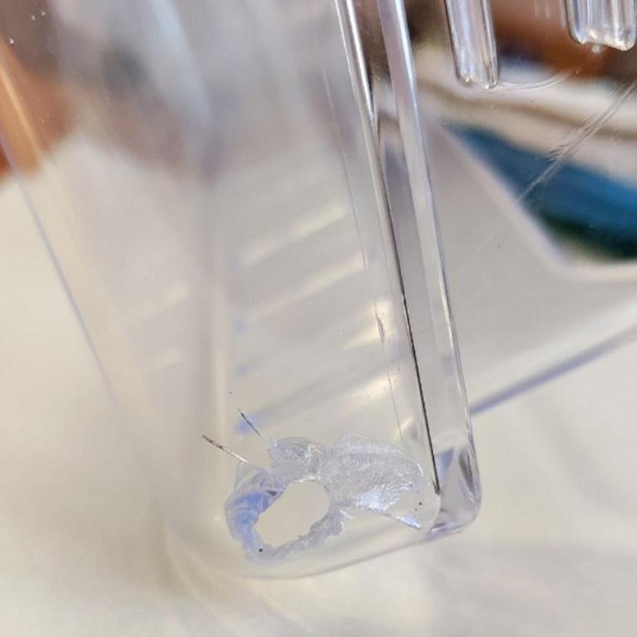 картинка Panasonic CNRAH-19520LB Уценка Полка для бутылок холодильников Panasonic от магазина Интерком-НН