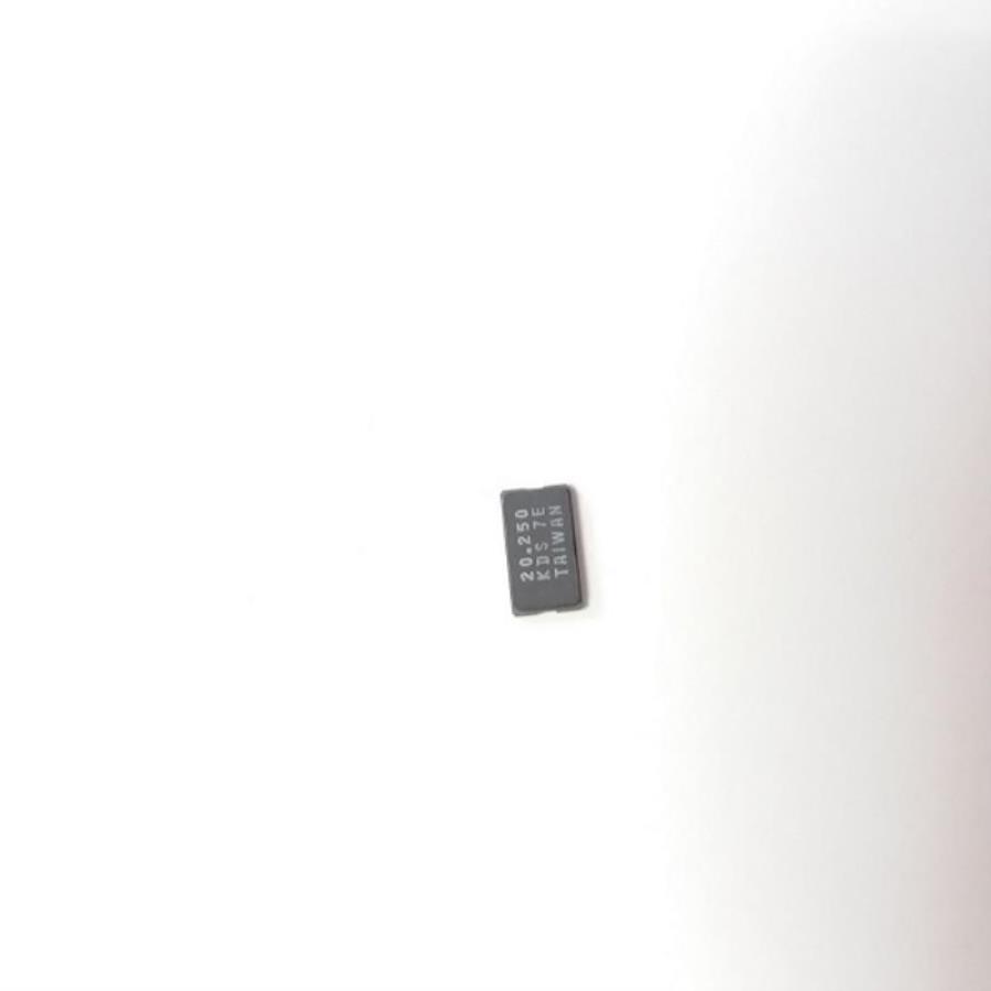 картинка Sharp RCRSC0012CEZZY Кварцевый генератор (кварц) 20.25MHZ KDS 8H от магазина Интерком-НН