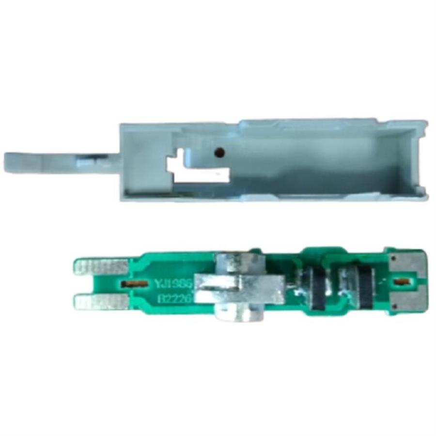 картинка W&T WT-1039A Штекер комплексной (по току и напряжению) защиты от магазина Интерком-НН