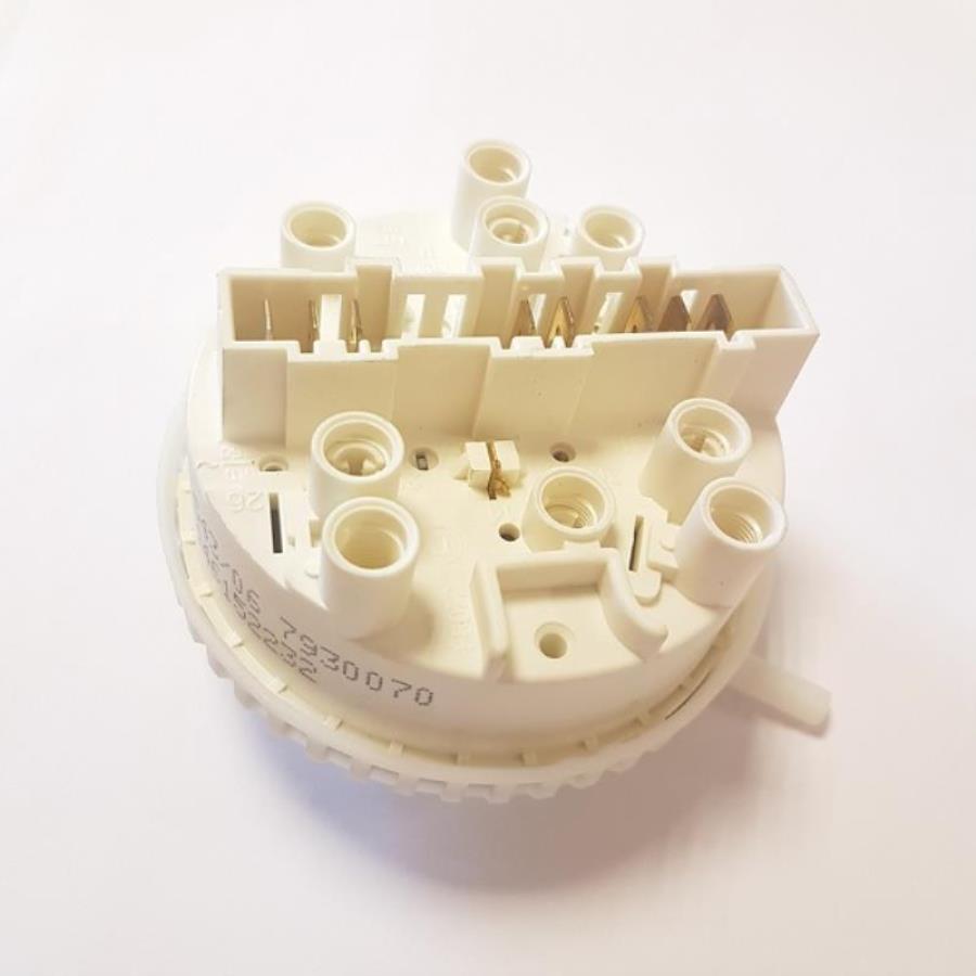 картинка Electrolux 1461522326 Датчик уровня воды (прессостат) для стиральной машины Zanussi, AEG от магазина Интерком-НН