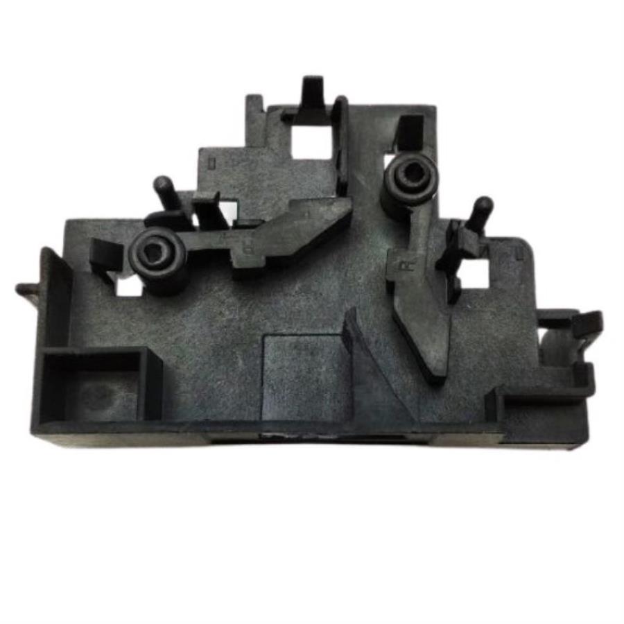 картинка Samsung DE61-01227A Замок (защелка) двери микроволновой печи, правый от магазина Интерком-НН