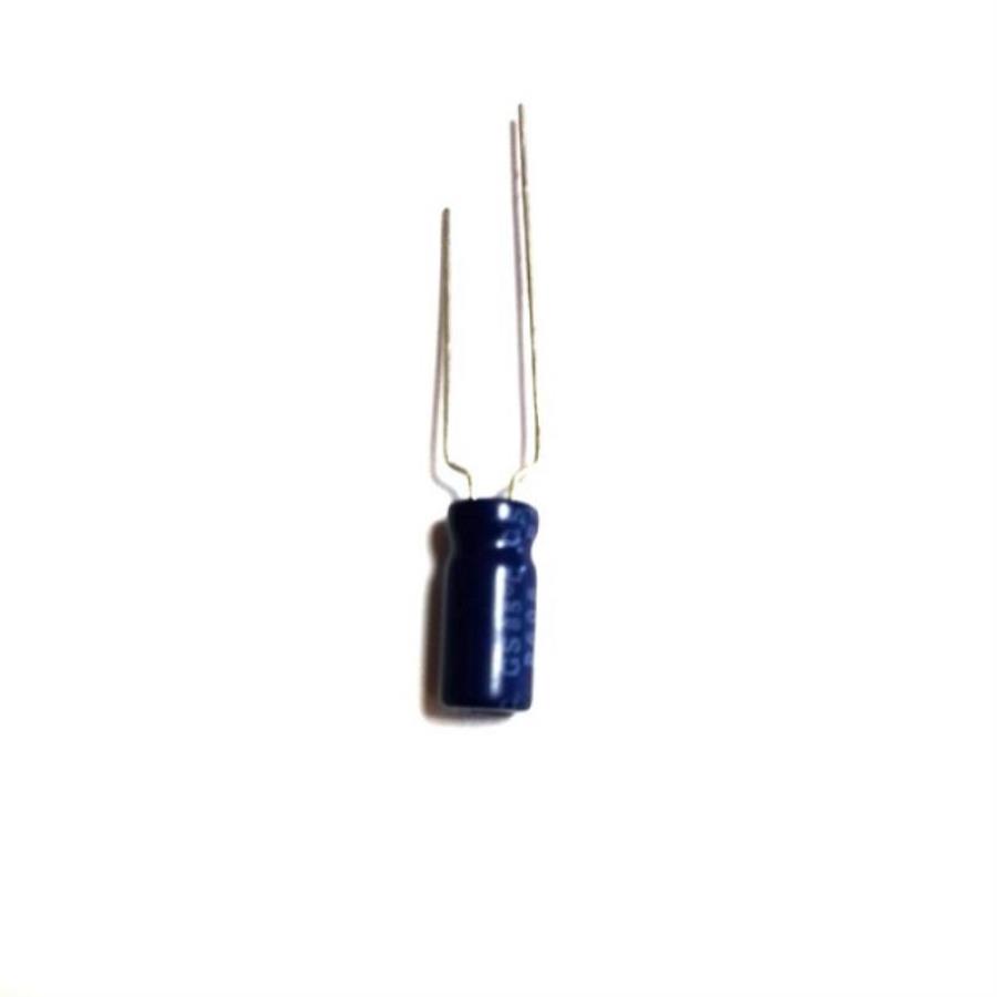 картинка Электролитический конденсатор 22uF x 35V x 85°С от магазина Интерком-НН